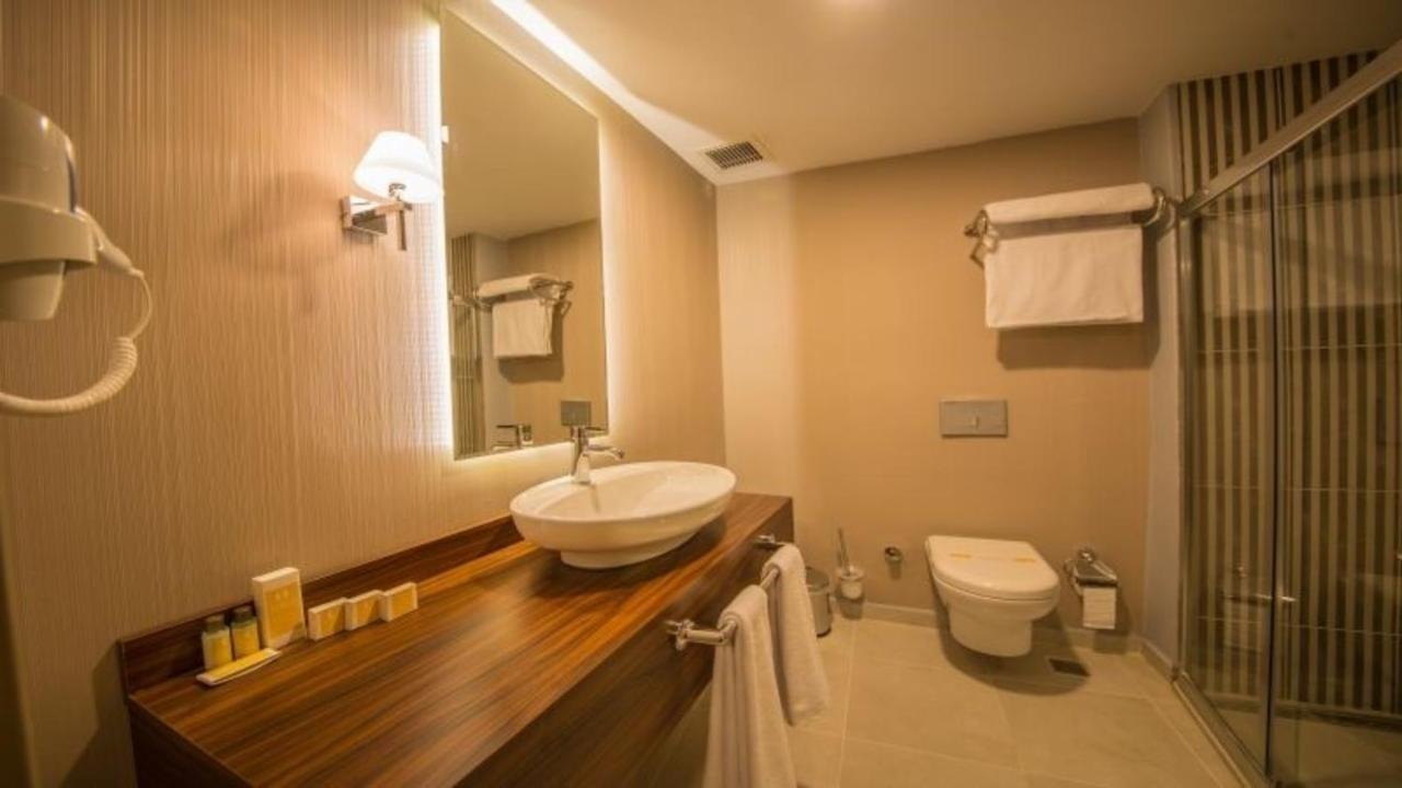 Bendis Hotel Halic Exterior photo